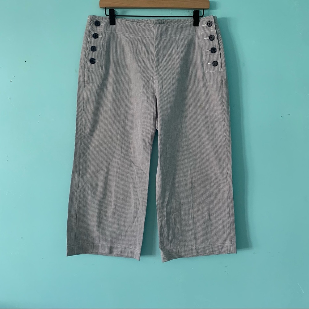 Tweeds Mariner Pinstriped Nautical Capri Side Button Wide Leg High Rise Pants 10